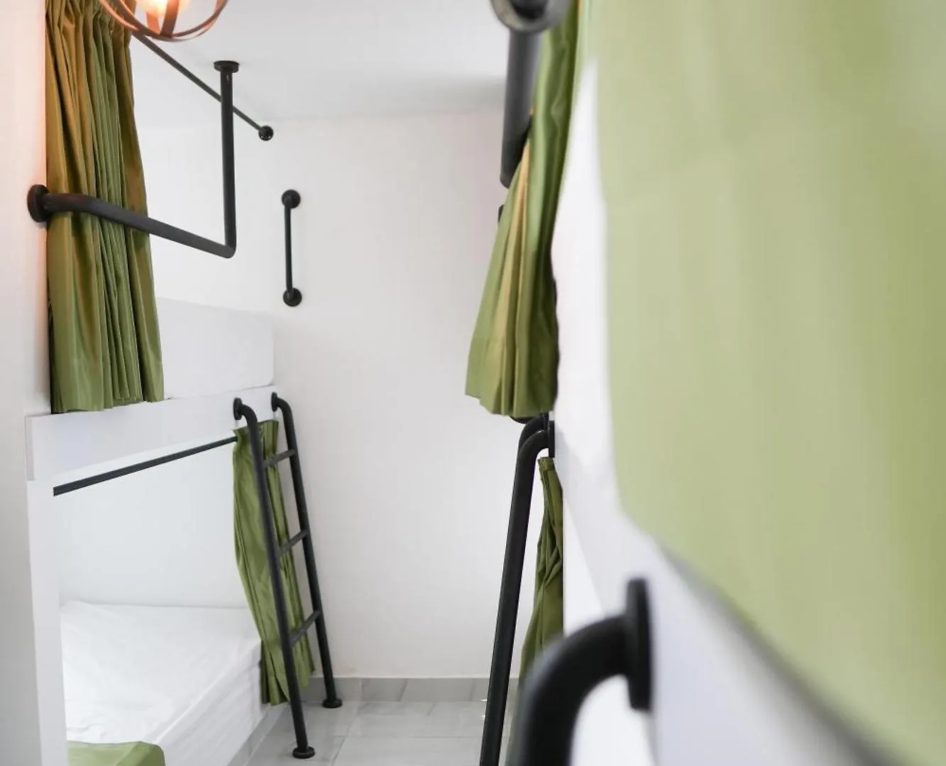 Qantic Lodging Медельин Гостевой дом