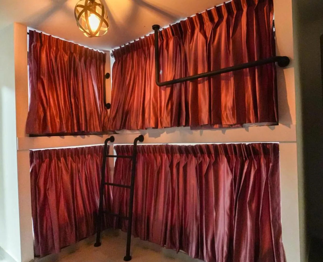 מדיין Qantic Lodging בית הארחה